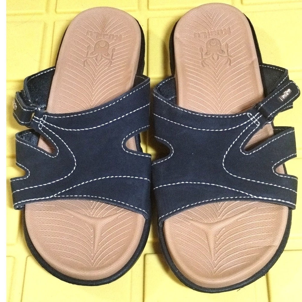 KuaiLu Mens Black Adjustable Slide Sandals Comfort Yoga Mat Footbed Size 9